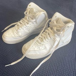 Nike Air Force 1 High - All White - Size 5Y